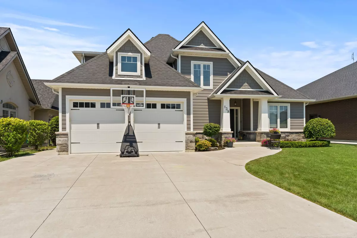 Windsor, ON N9W 0E3,139 Blue Jay CRES