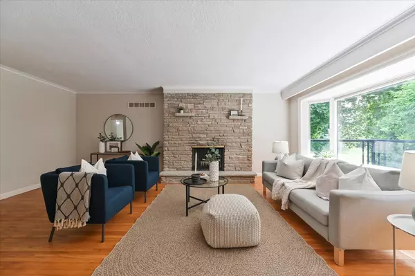 Toronto C13, ON M4A 1V1,143 Sweeney DR