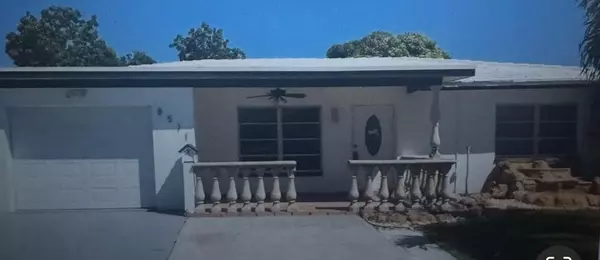 8511 NW 59 street, Tamarac, FL 33321