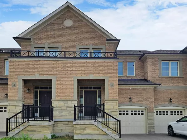 8 Moonseed LN, Richmond Hill, ON L4E 1E7