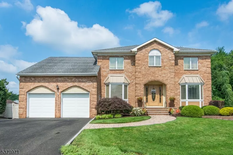 14 Winfield Ct, Fairfield Twp., NJ 07004