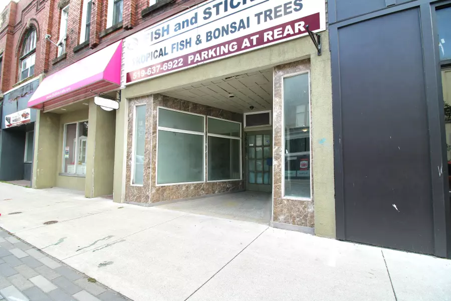 385 TALBOT ST, St. Thomas, ON N5P 1B7