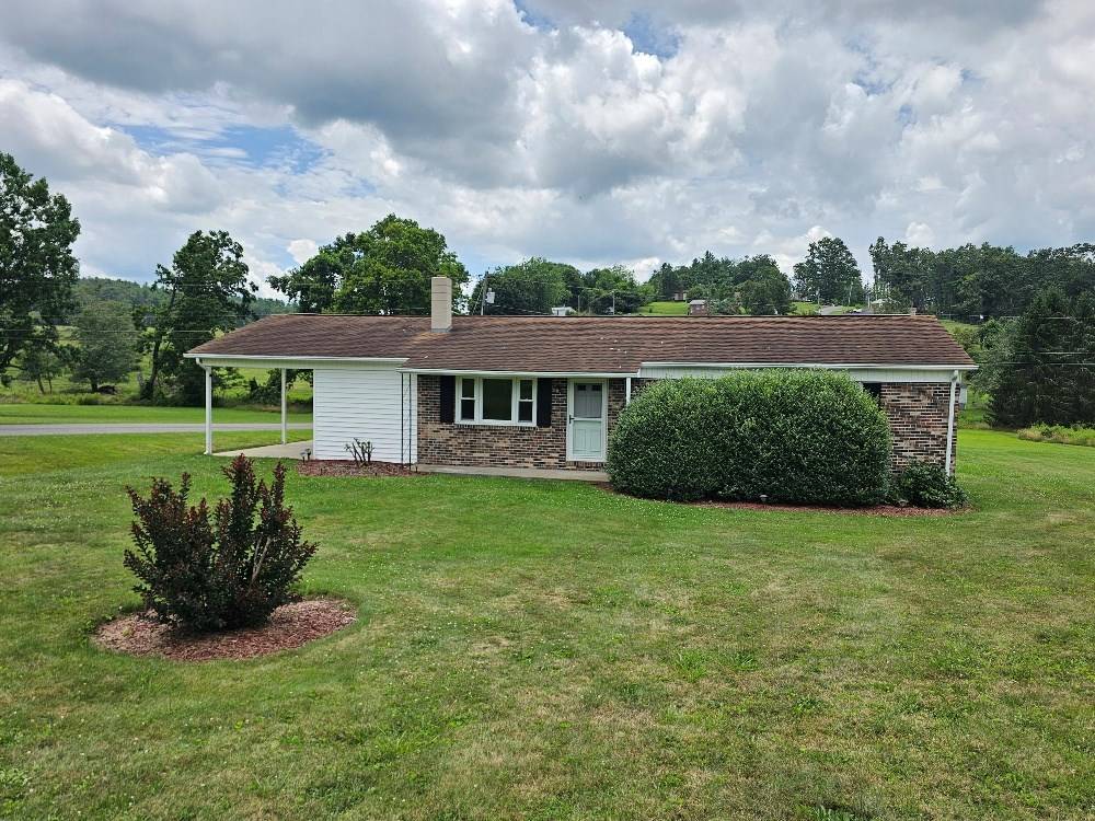 Galax, VA 24333,54 Forest Ln