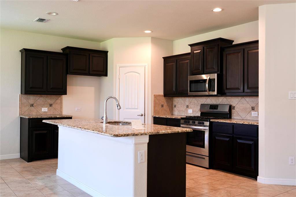 Fort Worth, TX 76177,1117 Genola Drive