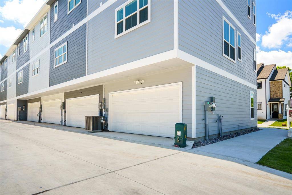 Lewisville, TX 75057,270 Harris Street