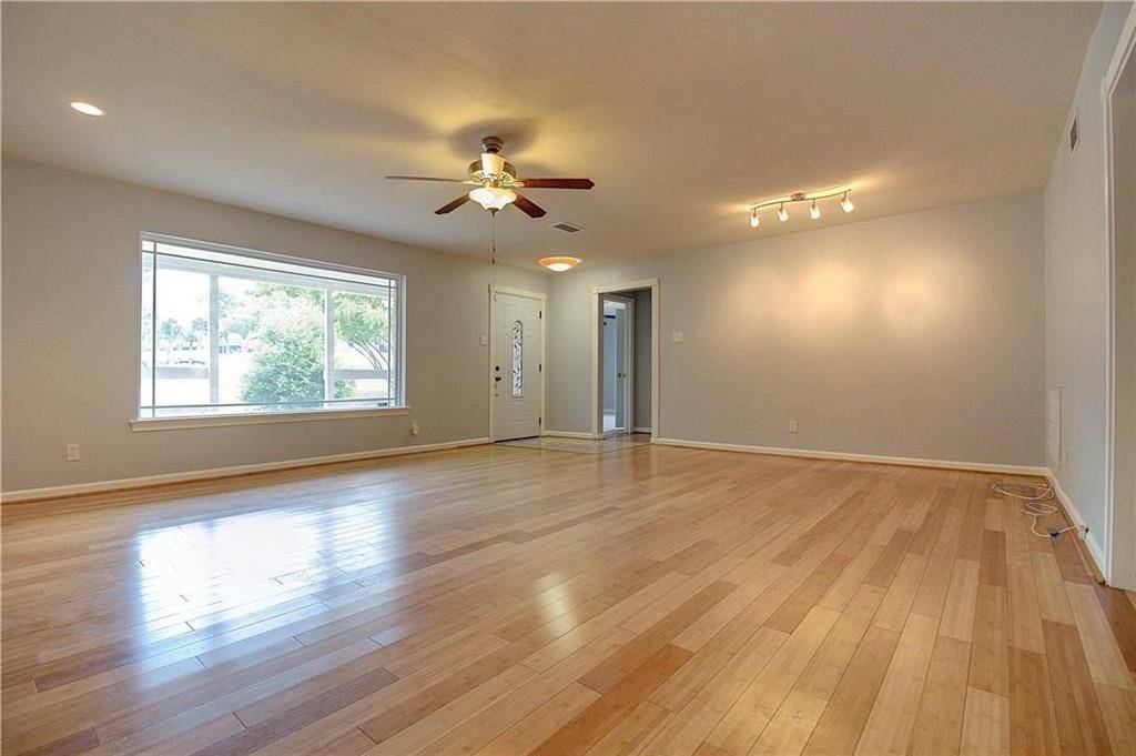 Dallas, TX 75228,8115 Claremont Drive