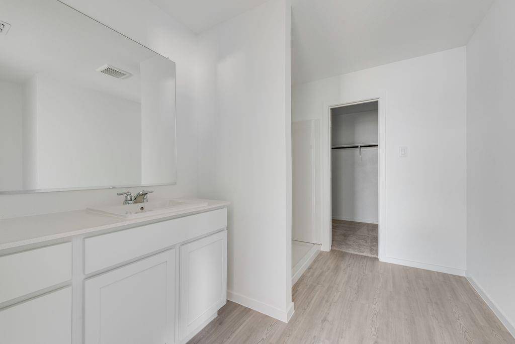 Dallas, TX 75114,7739 Ellington Drive
