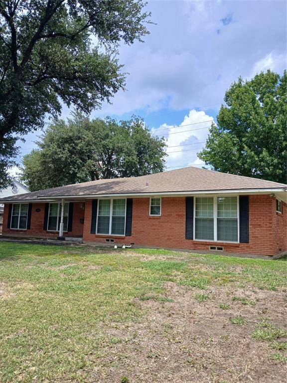 Dallas, TX 75229,10638 Countess Drive