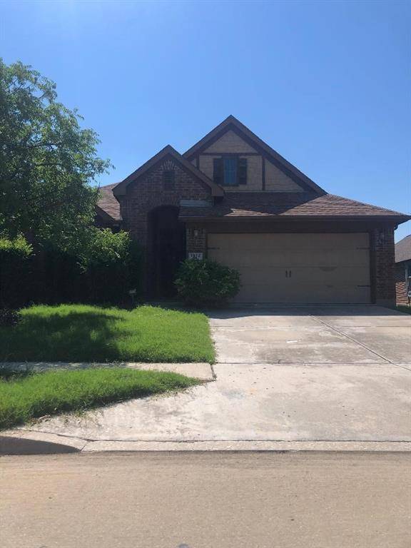 1612 Mockingbird Drive, Aubrey, TX 76227