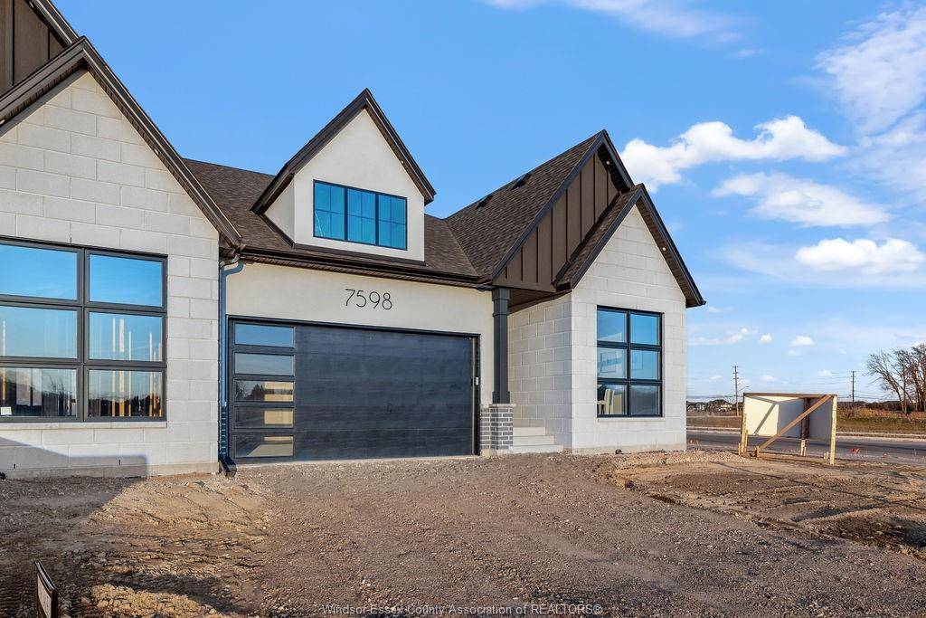 Lasalle, ON N9H 1H3,7598 SILVERLEAF Lane