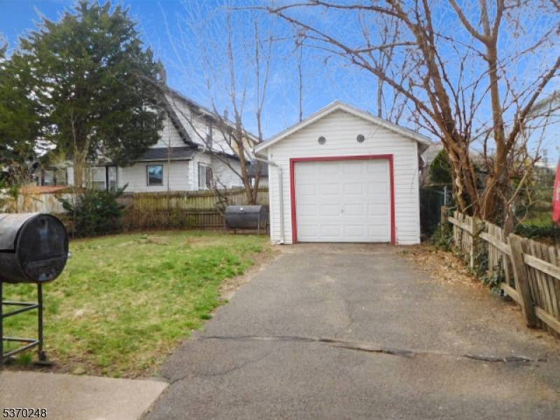 Clifton City, NJ 07011,348 Lakeview Ave