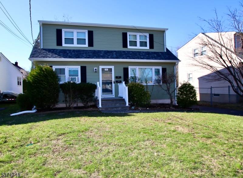 30 Horton Ave, Hawthorne Boro, NJ 07506