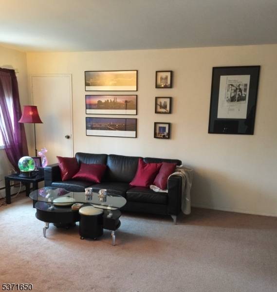 East Brunswick Twp., NJ 08816,1 Lake Ave #4B