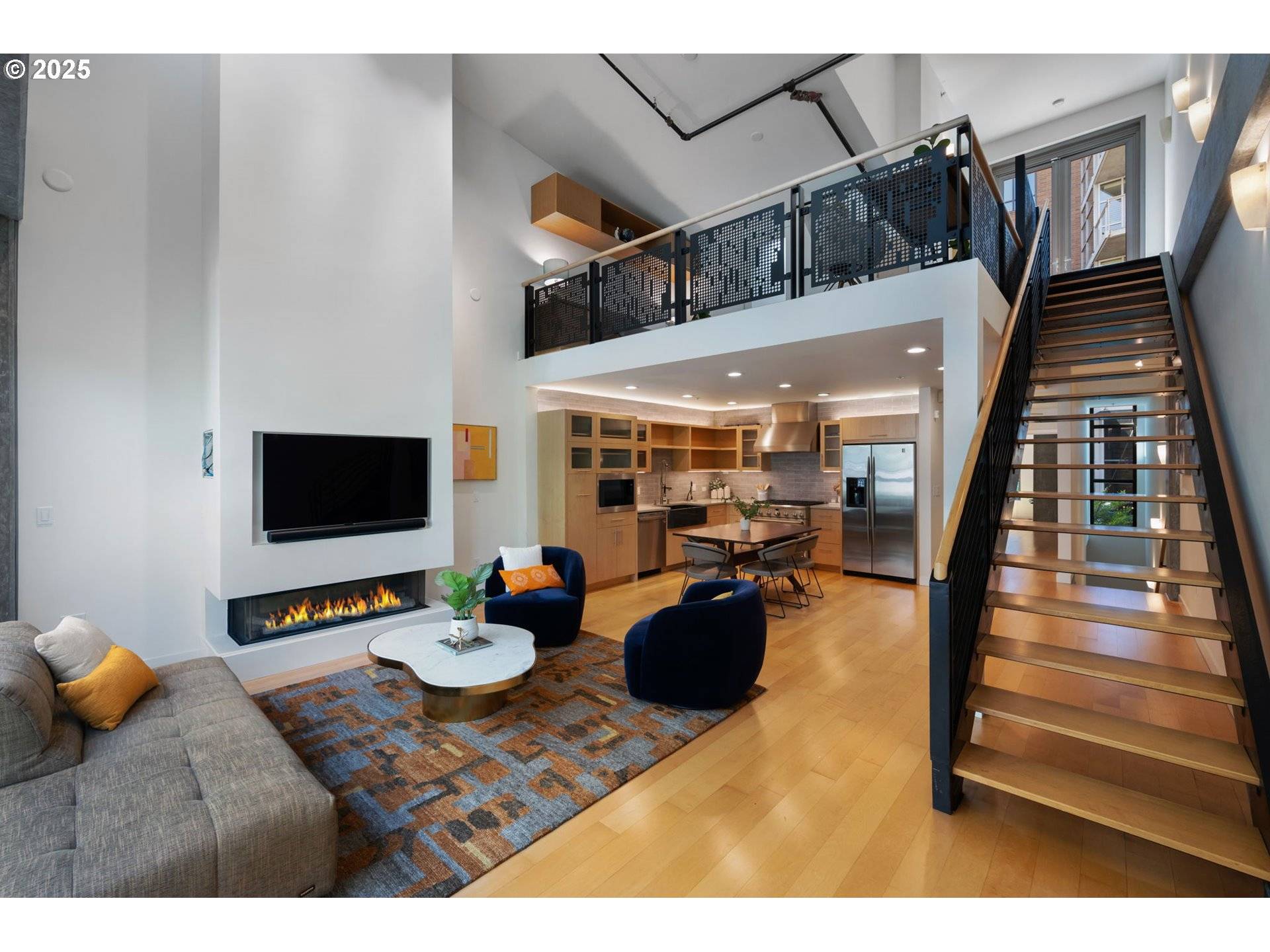 Portland, OR 97209,922 NW 11TH AVE #105