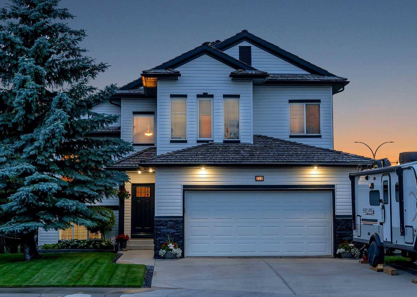 Airdrie, AB T4B 2W2,729 Woodside Bay NW