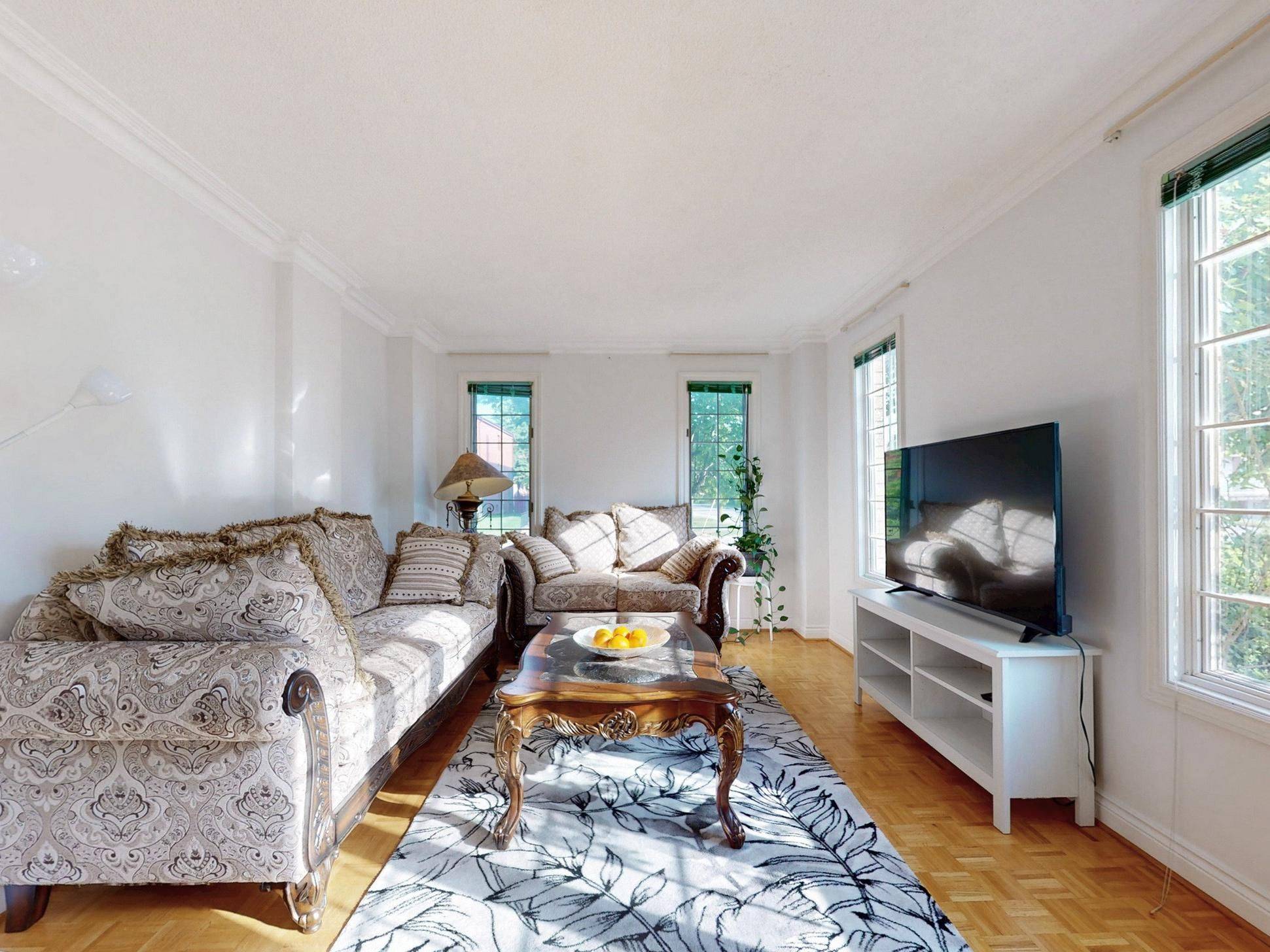 Toronto C14, ON M2N 6H4,325 Wilfred AVE