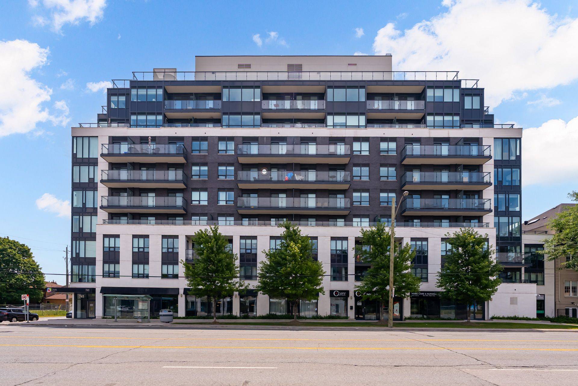 741 Sheppard AVE W #316, Toronto C06, ON M3H 0C9