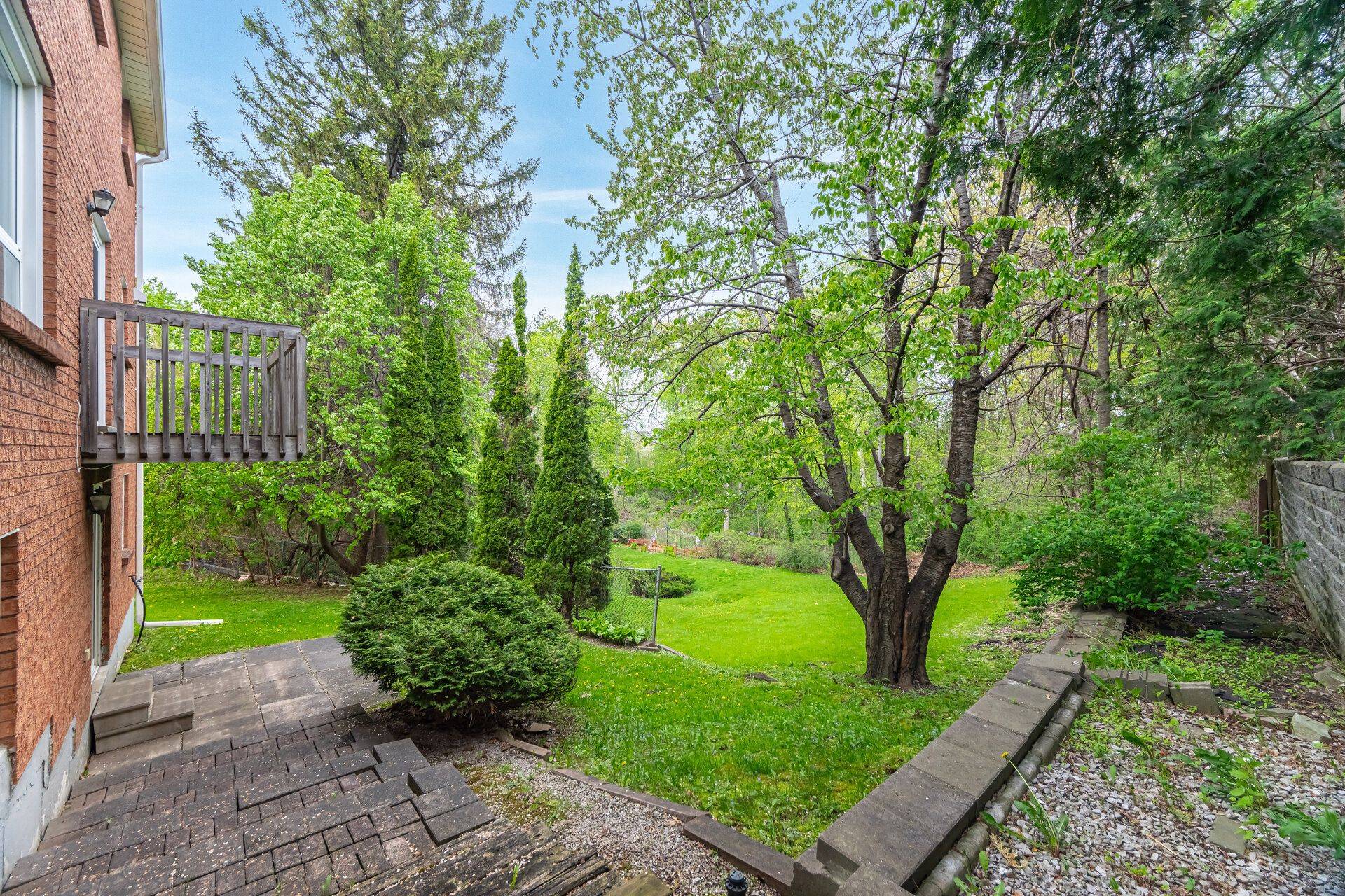 Toronto E09, ON M1E 5C1,29 Moeller CT
