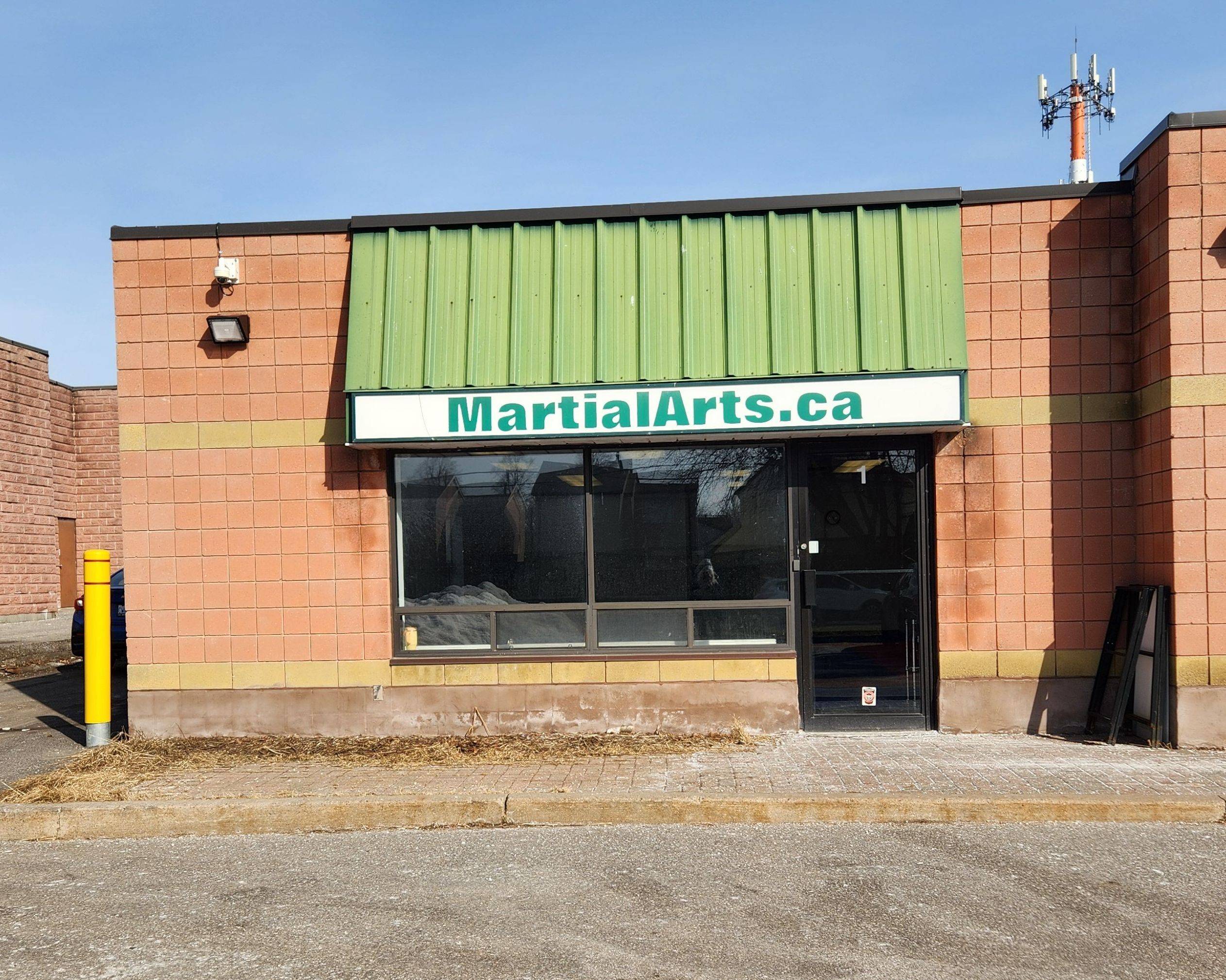 835 Westney RD S #1, Ajax, ON L1S 3M4
