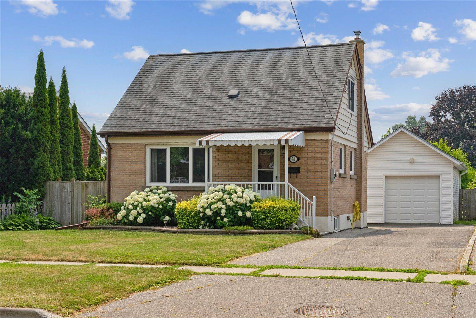 Oshawa, ON L1H 3Y7,81 Kawartha AVE