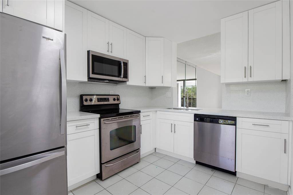 2900 NW 42nd Ave #A308, Coconut Creek, FL 33066
