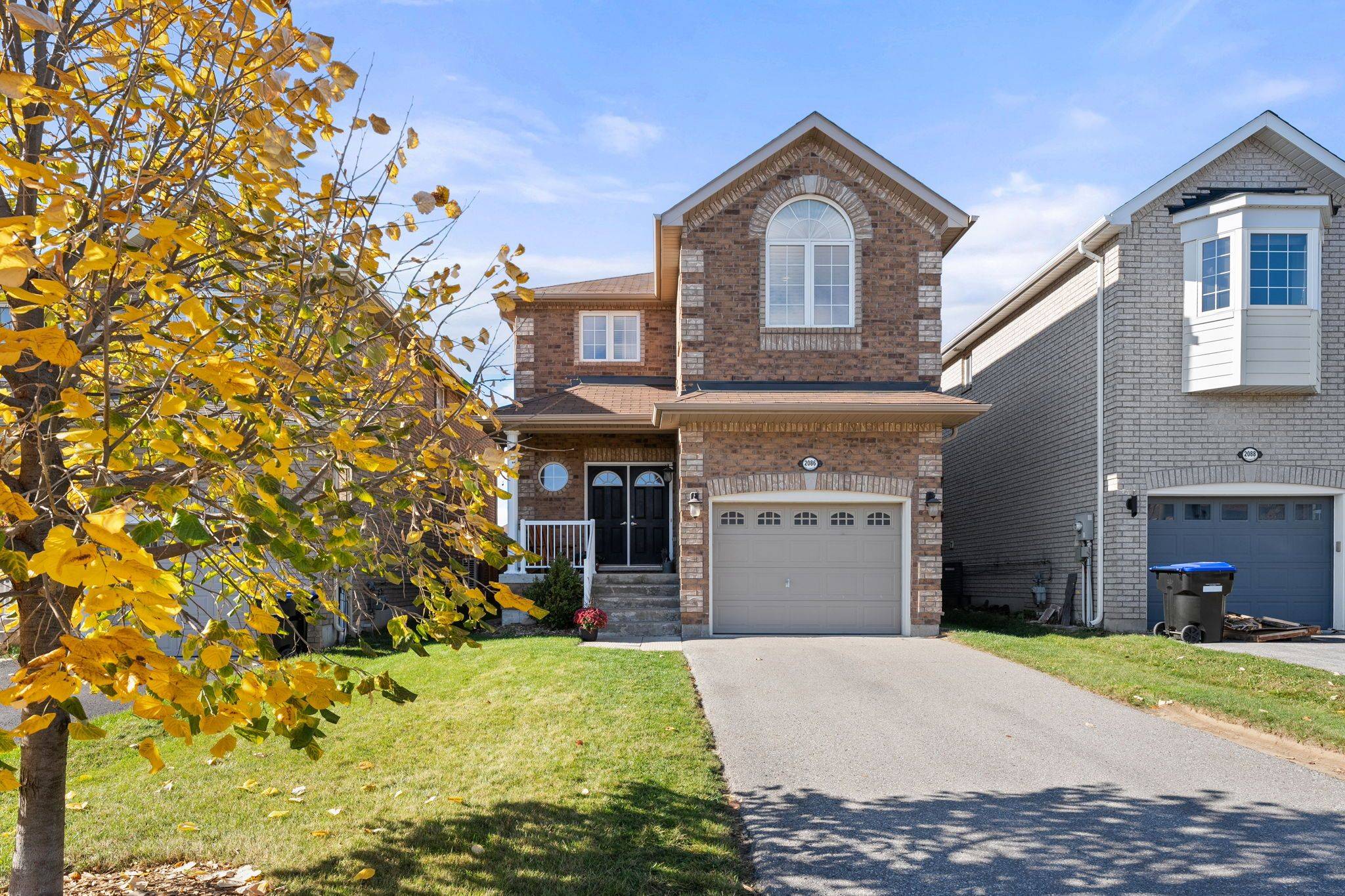 2086 Galloway ST, Innisfil, ON L9S 4B7
