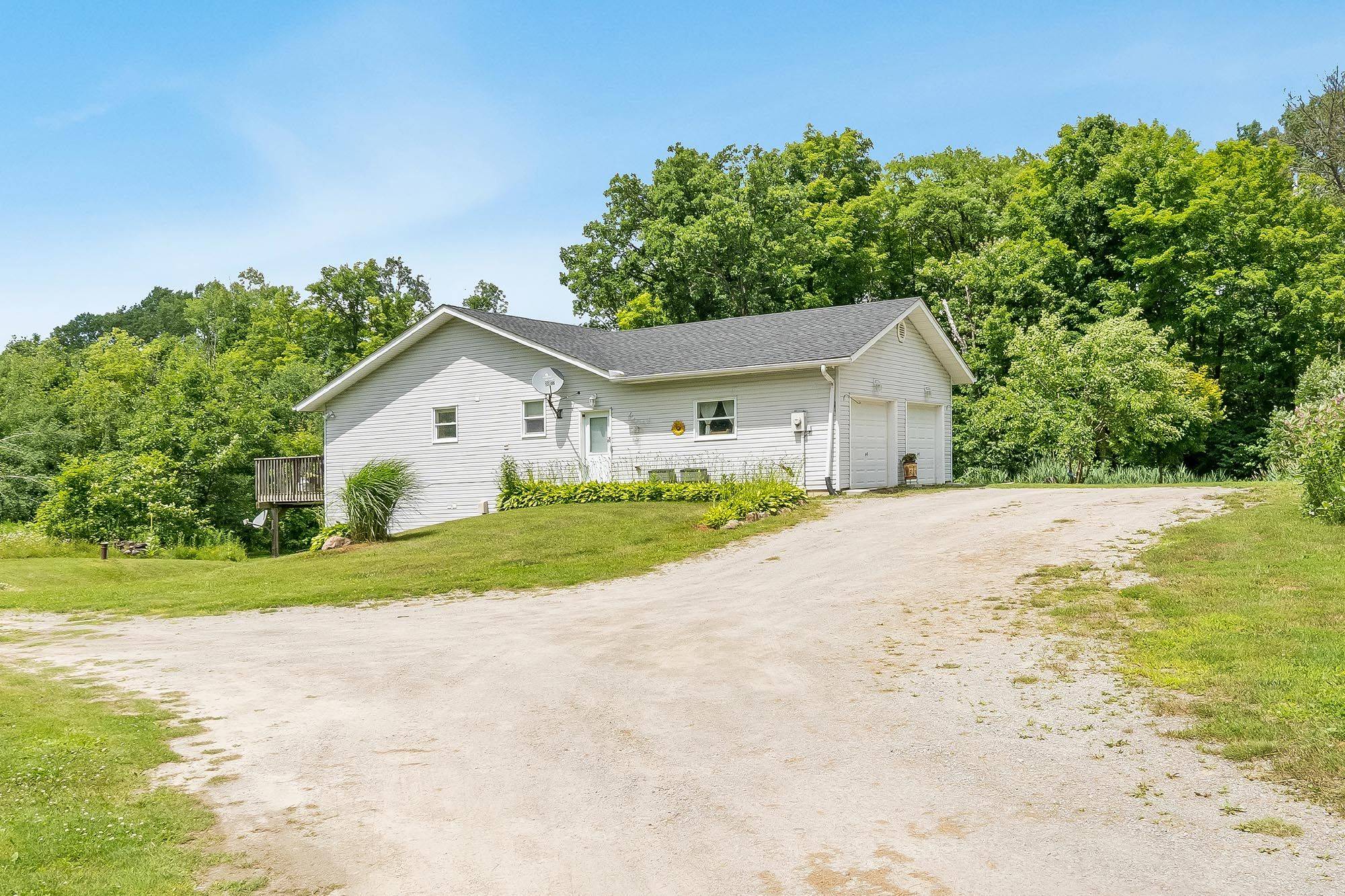 Severn, ON L0K 2E0,1280 Mount Stephen RD