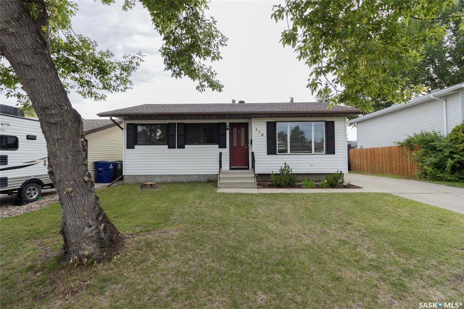 118 Stacey CRESCENT, Saskatoon, SK S7L 7A5