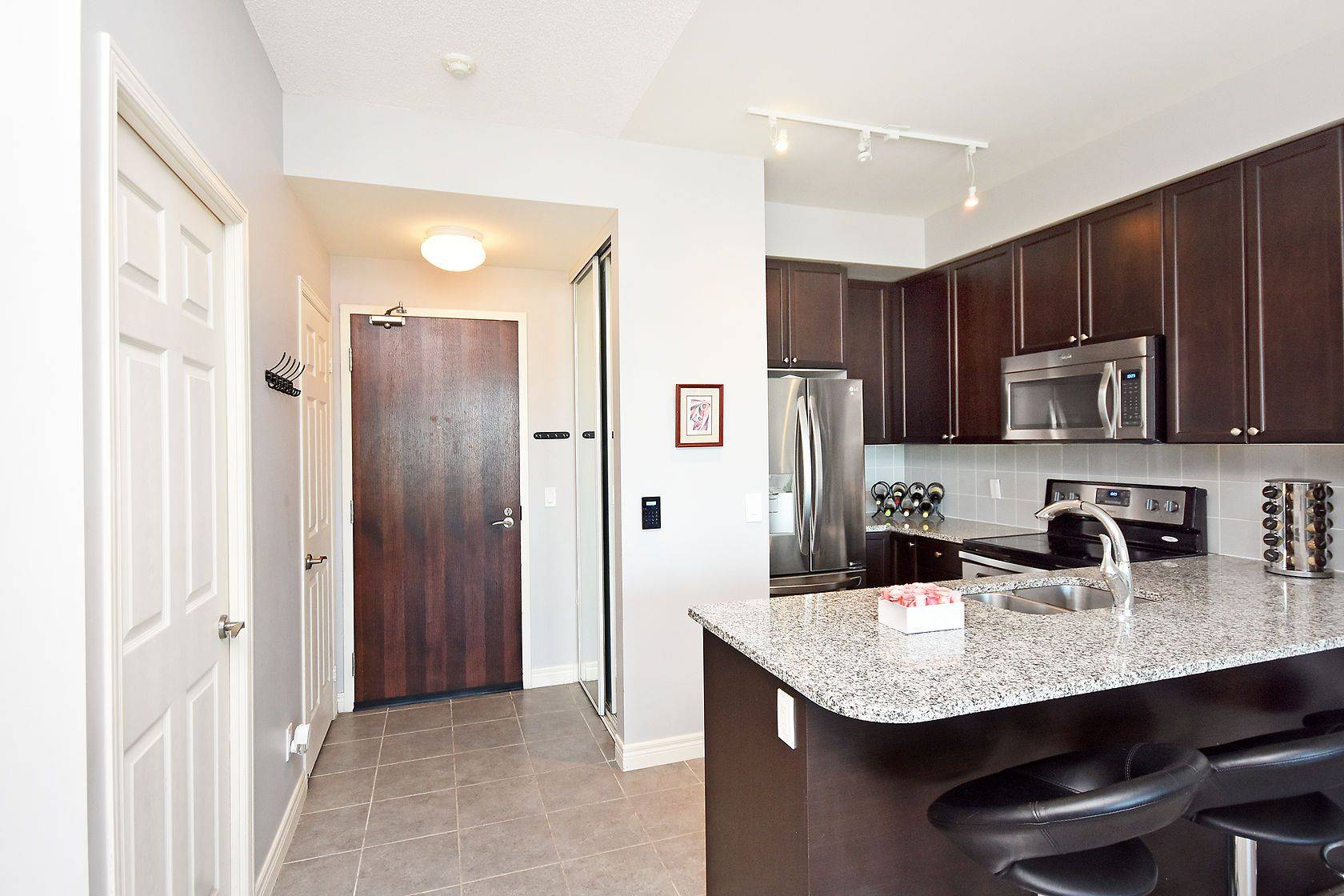 Mississauga, ON L5B 0K6,339 Rathburn RD #1809