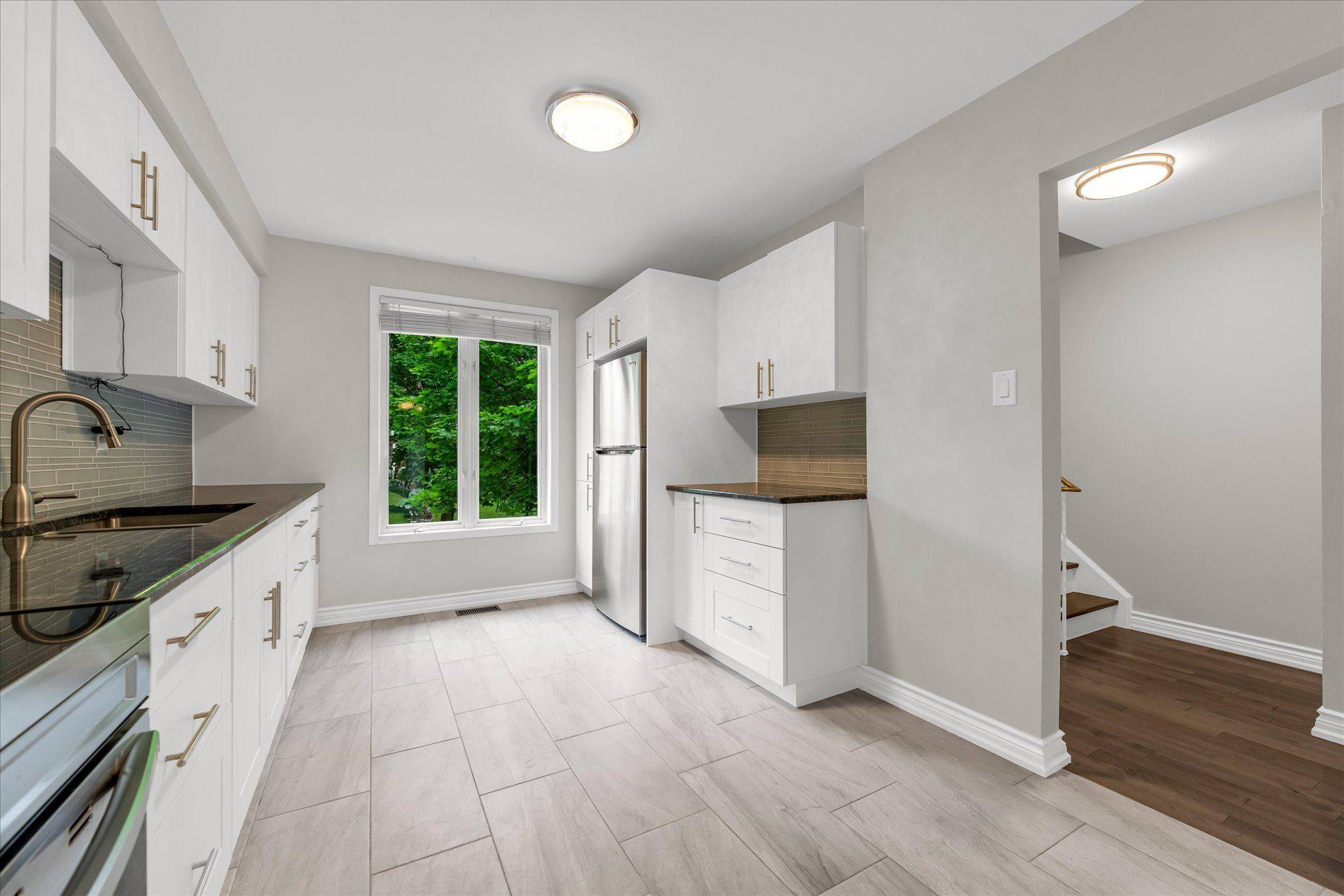Burlington, ON L7P 2B4,1531 Westminster PL