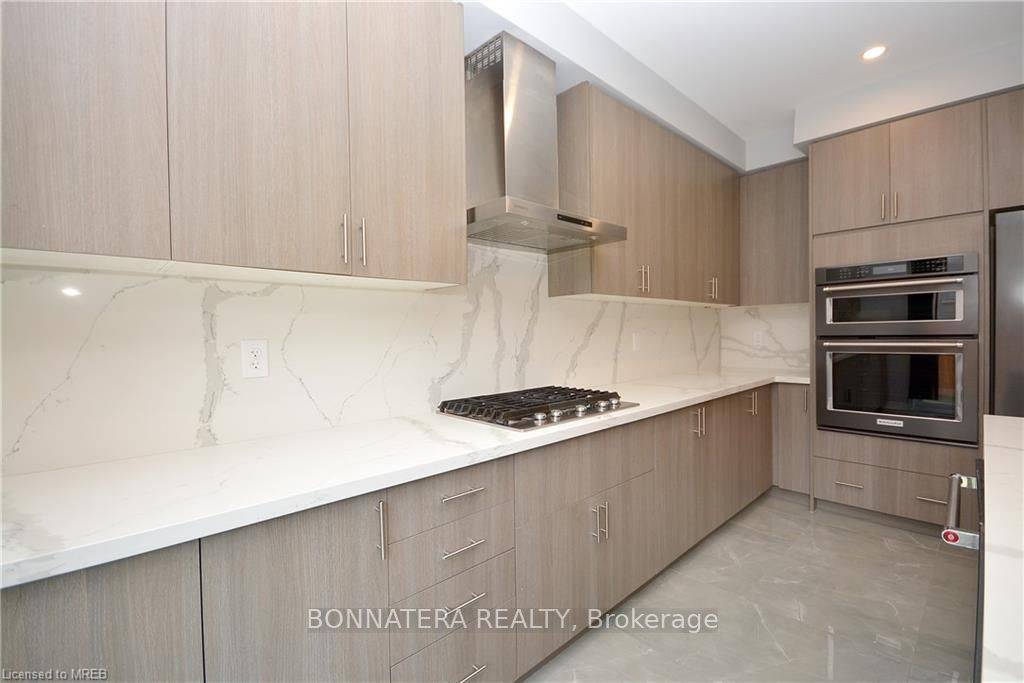 Oakville, ON L6H 0S4,469 George Ryan AVE