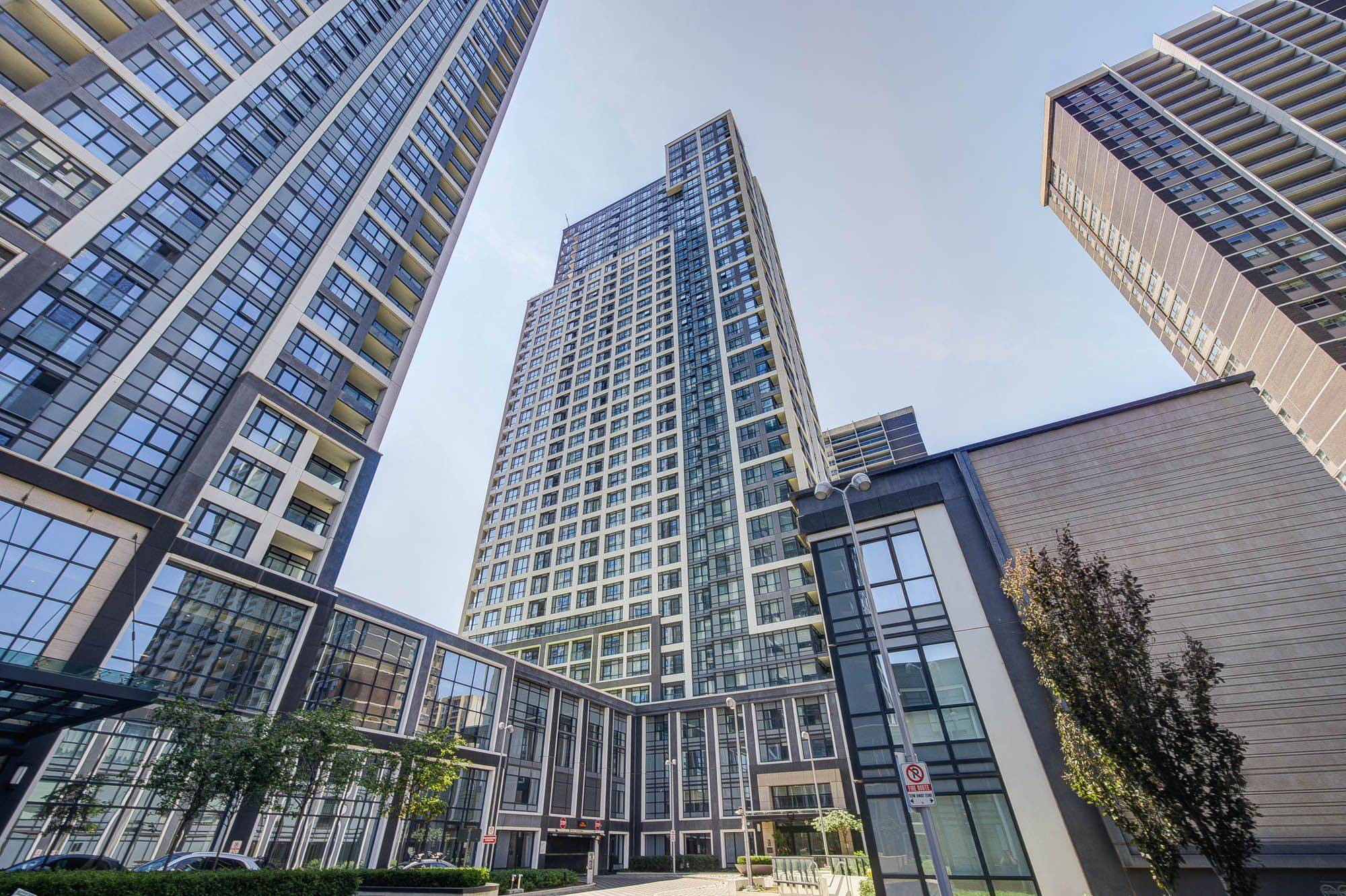 Toronto W08, ON M9A 0E1,9 Mabelle AVE #1526