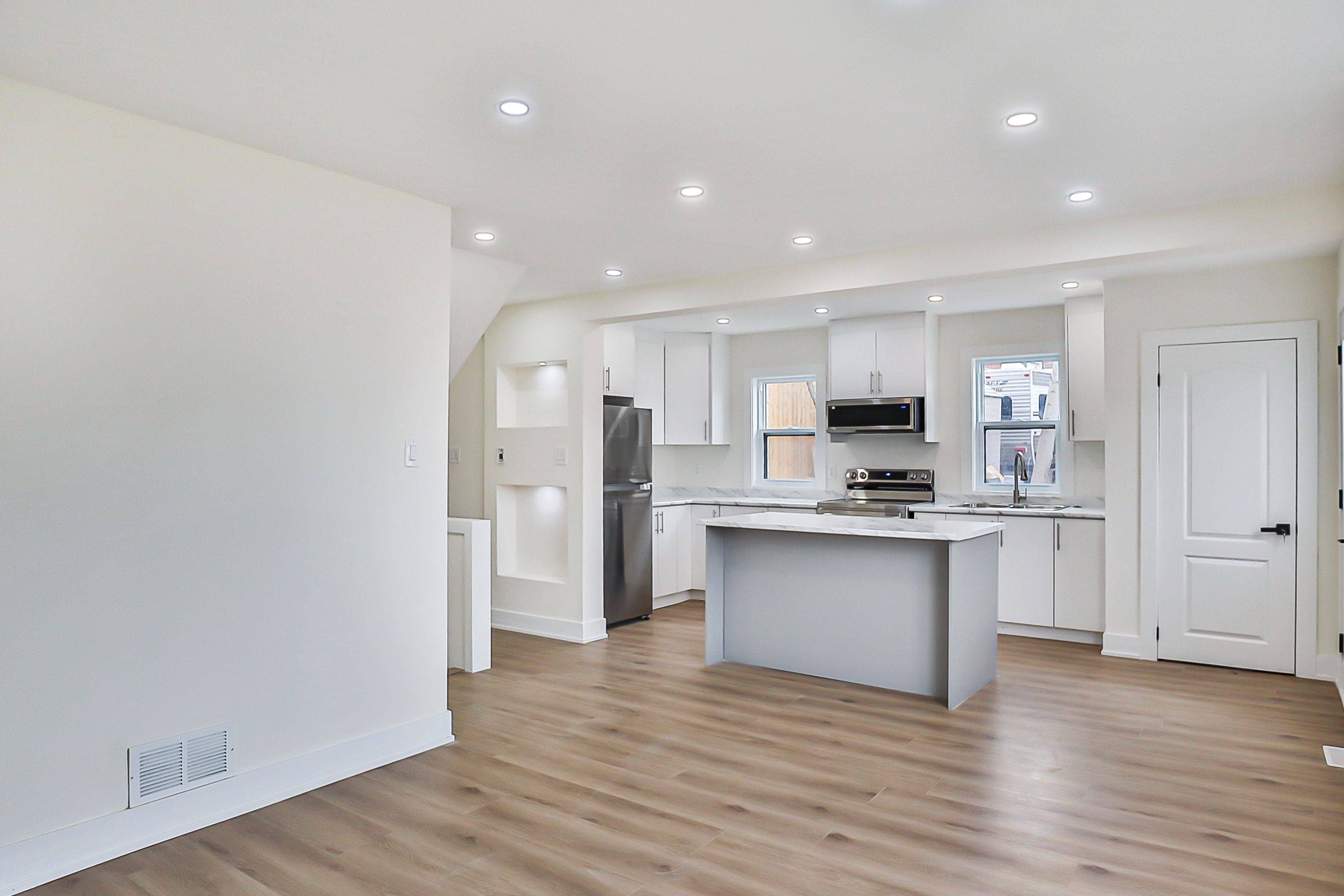 761 Guelph ST, Kitchener, ON N2H 5Z2