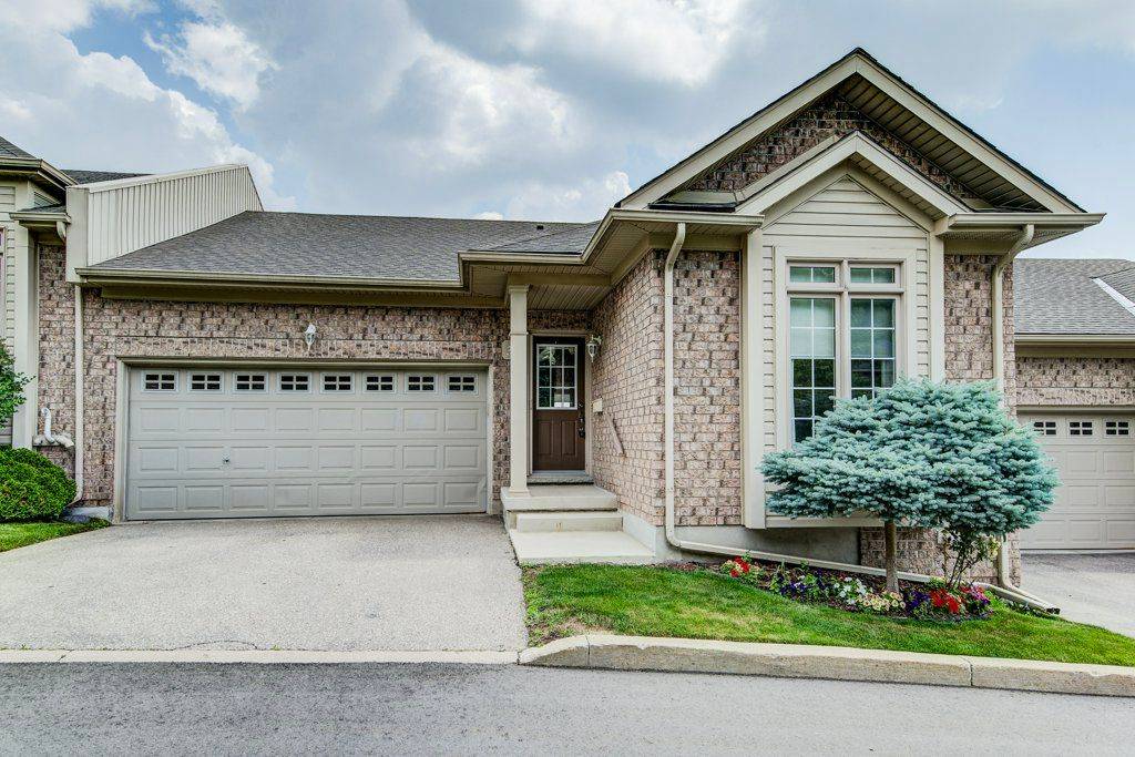 165 Chandos DR #3, Kitchener, ON N2A 4H8