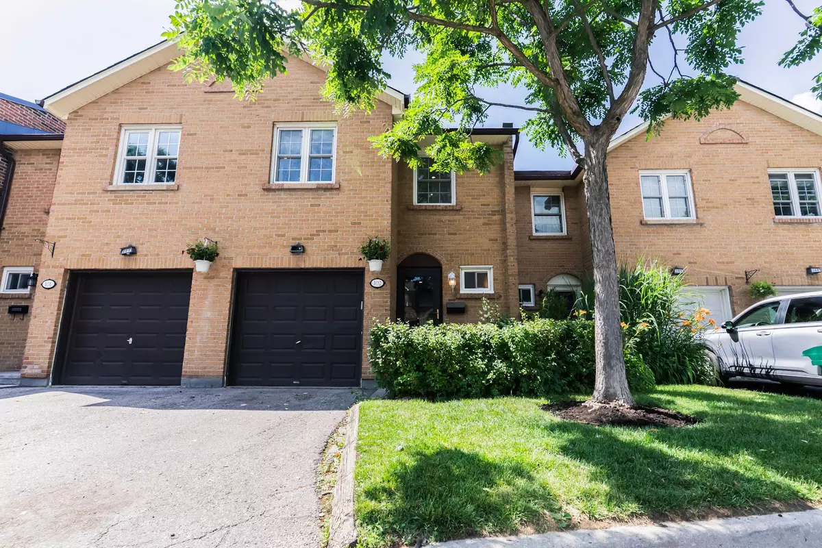 Mississauga, ON L4W 2S8,2120 Rathburn RD #102