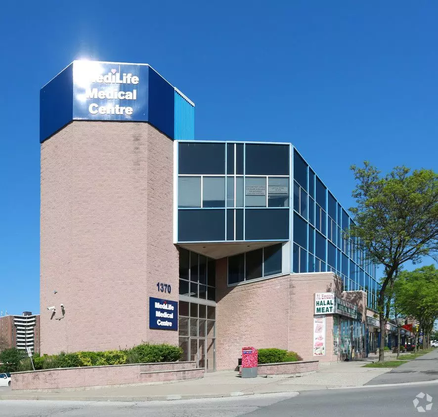 Mississauga, ON L4Y 2C1,1370 Dundas ST E #206