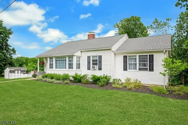 8 Mountain View Rd, Franklin Boro, NJ 07416