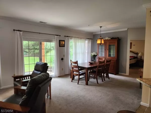 Vernon Twp., NJ 07462,4 Maple Cres #11
