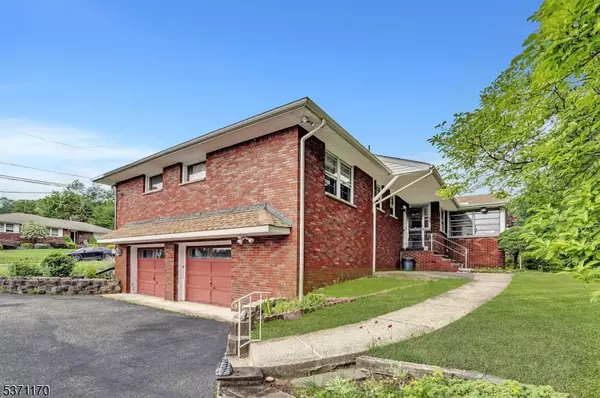Wayne Twp., NJ 07470,42 Cecilia Dr