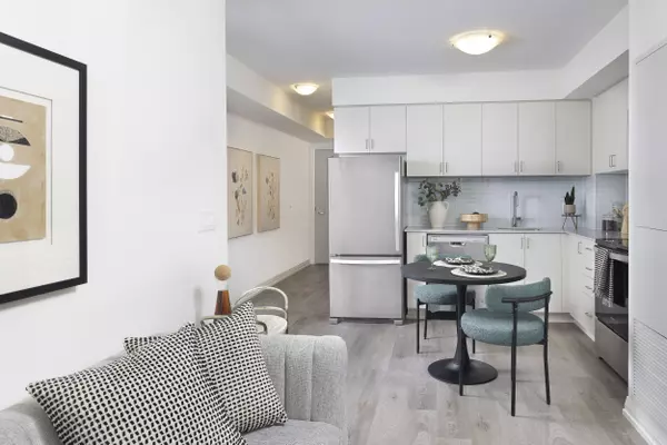 Toronto C15, ON M2J 0H8,325 Yorkland BLVD #4303