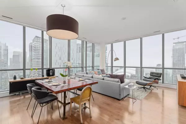 8 Charlotte ST #3505, Toronto C01, ON M5V 0K4
