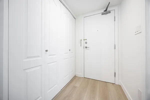 2 Rean DR #1010, Toronto C15, ON M2K 3B8