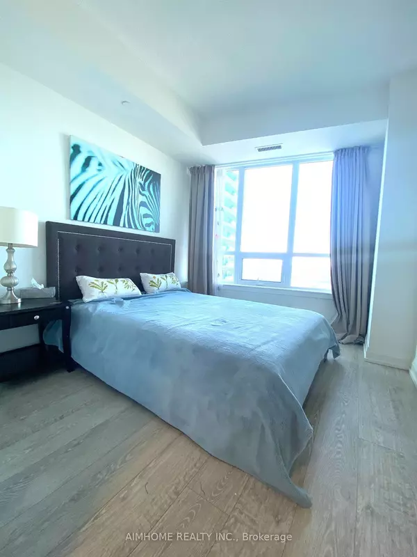 Markham, ON L3T 0C5,7171 Yonge ST W #1712