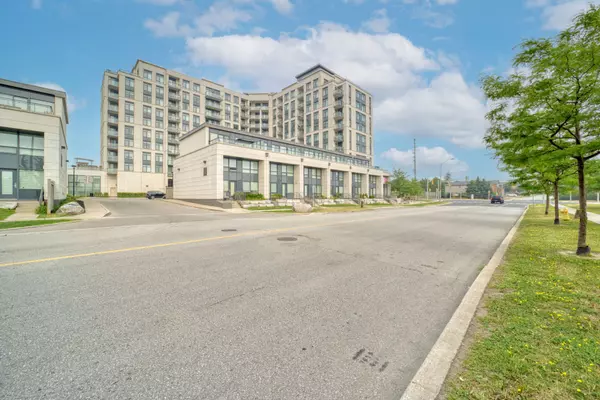 Vaughan, ON L4L 8C3,12 Woodstream BLVD #712