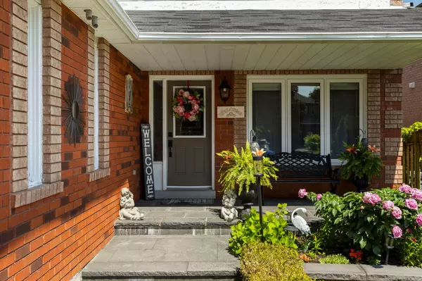 Barrie, ON L4N 7P4,90 Bishop DR