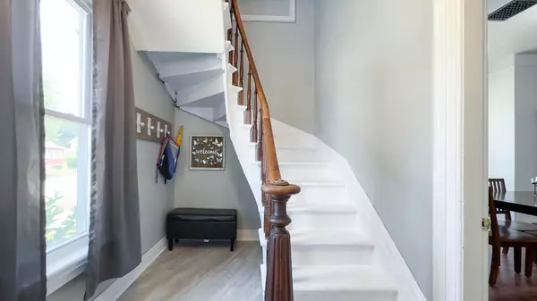 Goderich, ON N7A 1P4,108 Newgate ST