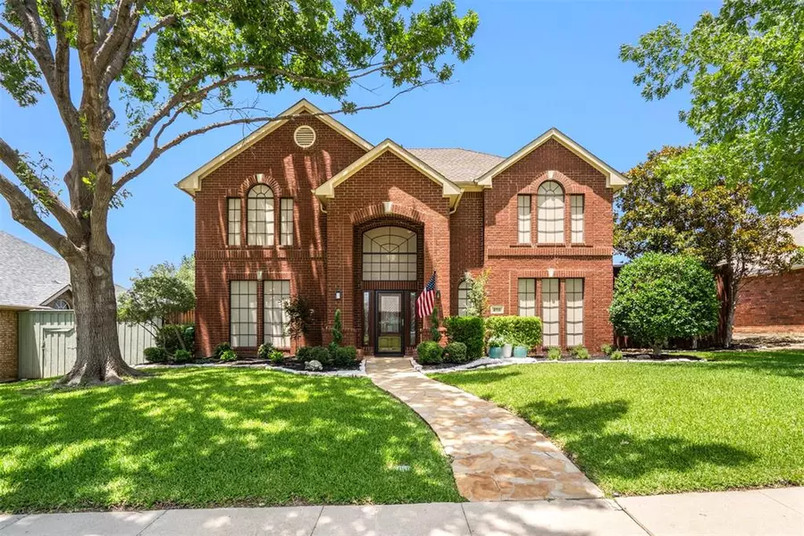 2713 Scarborough Lane, Carrollton, TX 75006