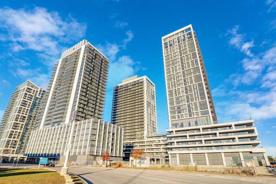 8960 Jane ST #334, Vaughan, ON L4K 2M9
