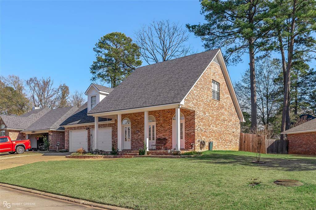 102 Hanging Moss Drive, Benton, LA 71006