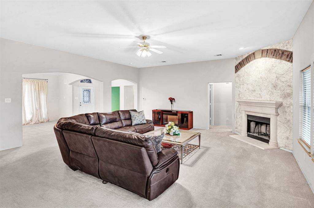 Lavon, TX 75166,824 Rolling Meadow Drive